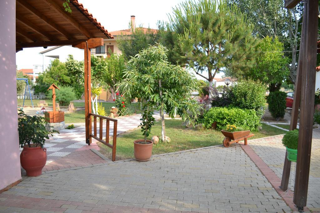 Porto Lagos Rooms Exteriör bild